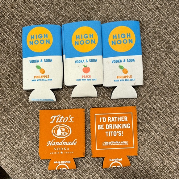 Set of 5 can koozies - Picture 1 of 3